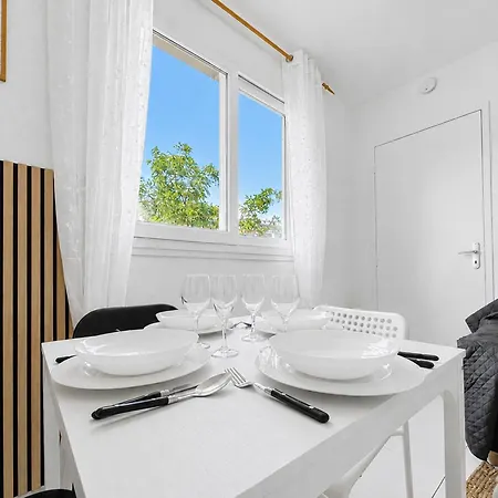 T2 Cosy Et Renove, Au Coeur Du Port Du Cap D'agde Agde