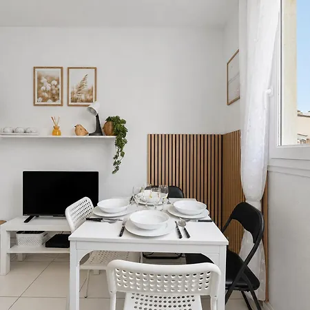 T2 Cosy Et Renove, Au Coeur Du Port Du Cap D'agde Appartement