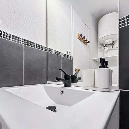 T2 Cosy Et Renove, Au Coeur Du Port Du Cap D'agde Appartement Agde